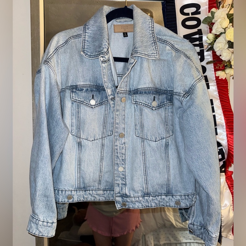 💙BlankNYC Steal the Show Denim Jacket